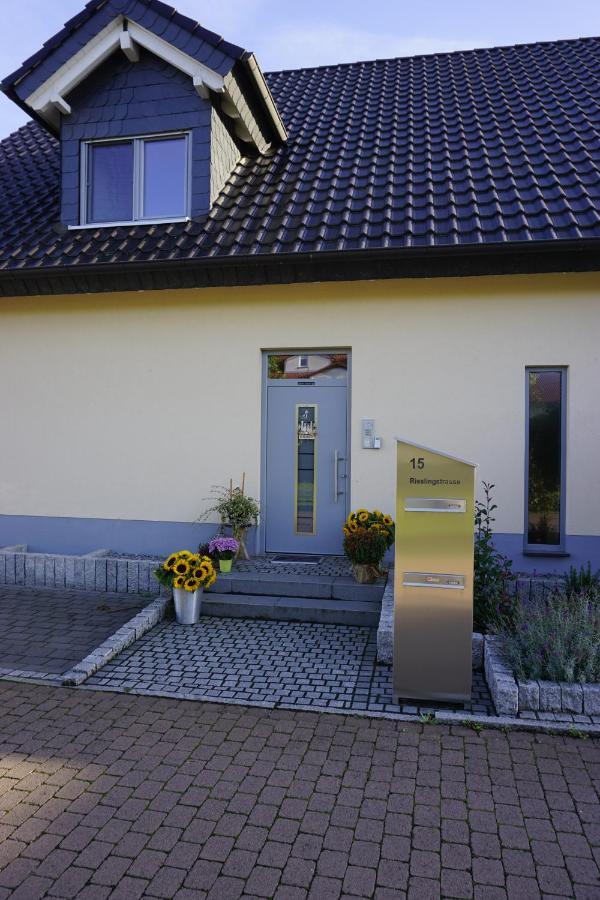Rieslingstube Bei Britta & Joachim Apartman Undenheim Kültér fotó